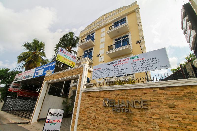 Oyo 126 Reliance Hotel Colombo Extérieur photo