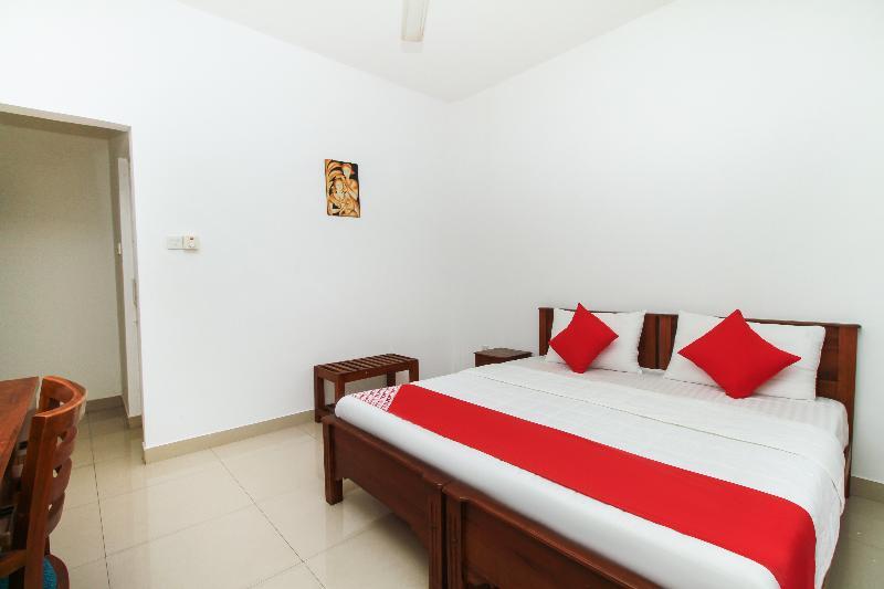 Oyo 126 Reliance Hotel Colombo Extérieur photo